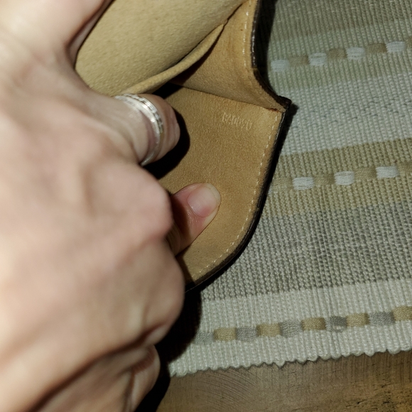 LOUIS VUITTON TWIN GM - Picture 9 of 13